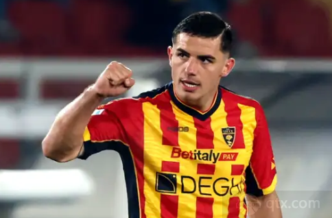 被这两支年 被这两支年